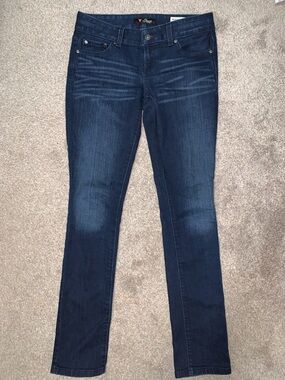 Guess Women’s Skinny Jeans in Dark Blue Wash